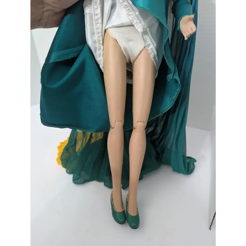 RARE 2005 Tonner Wizard of Oz Emerald City Woman 16